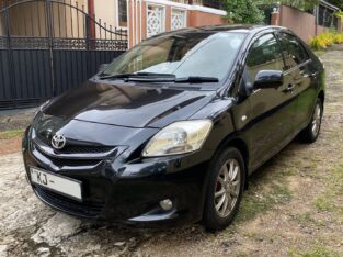 Toyota Yaris 2008 car for sale in Panadura