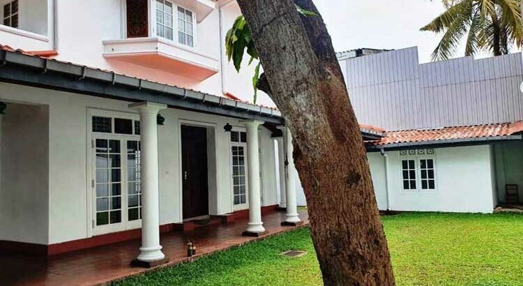 Two Storied House for Sale in Ratmalana.