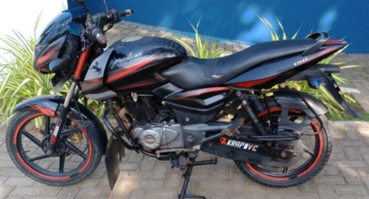 PULSAR 150