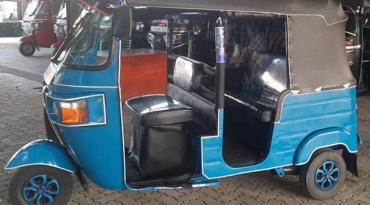 Bajaj 4 Stroke Three-wheeler