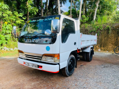 Isuzu Tipper 2000 for sale