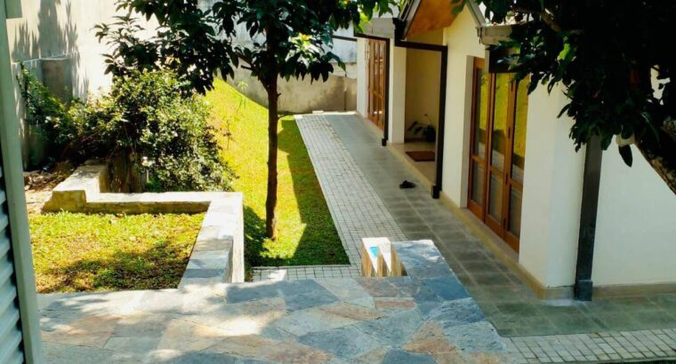 House for sale in Thennekumbura Kandy