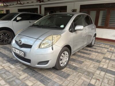 Toyota Harrier Hybrid Premium 2015