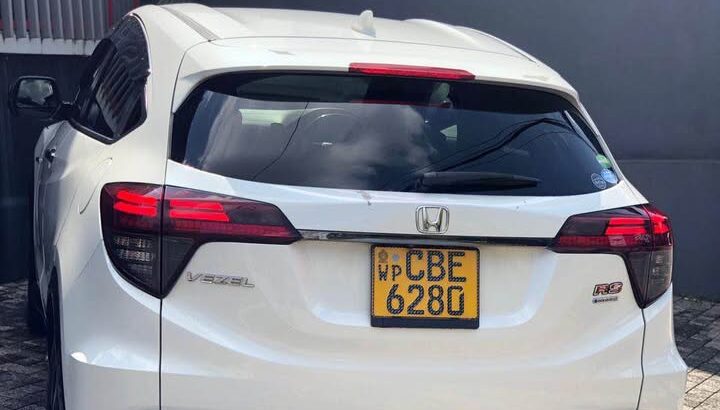 Honda Vezel Rs Sensing 2018
