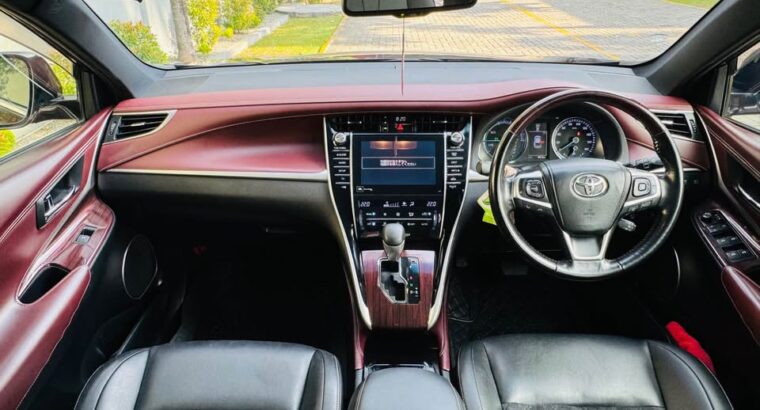 Toyota Harrier Hybrid Premium 2015