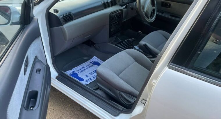 Nissan Sunny FB14