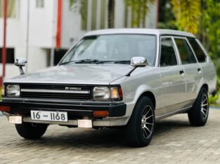 Toyota Corolla DX Wagon KE72