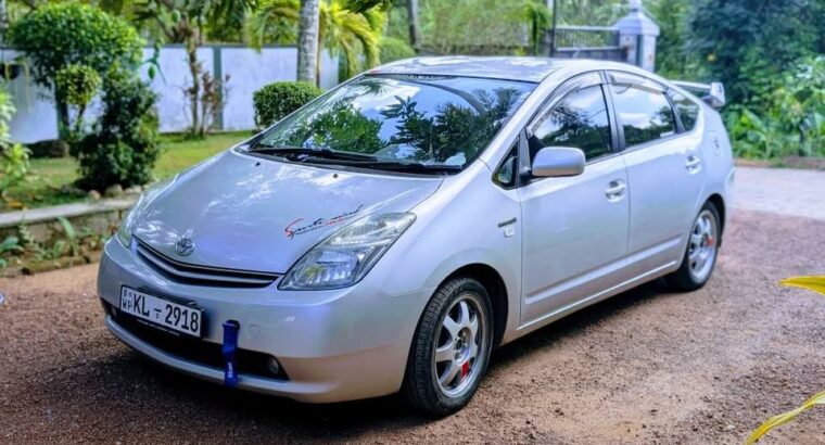 Toyota Prius 2nd Gen anniversary