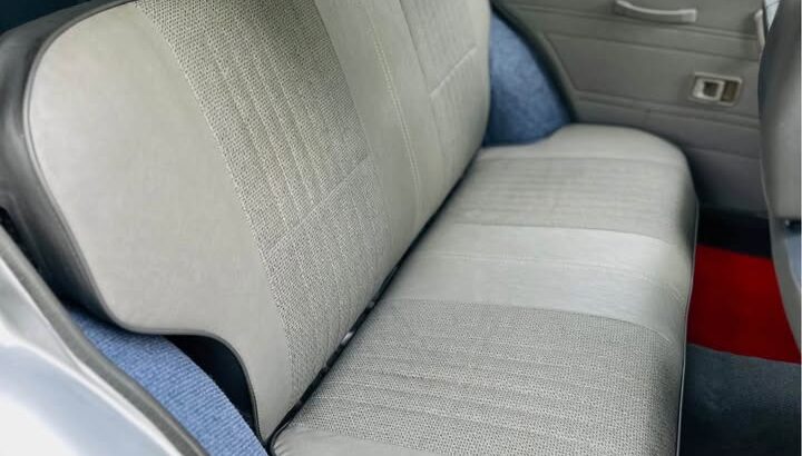 Toyota Corolla DX Wagon KE72