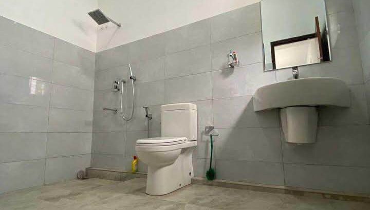 House For Sale In Boralasgamuwa