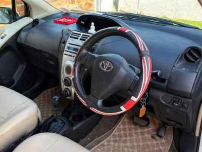 Toyota Vitz KSP90 – 1000cc (Idling Stop)