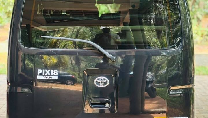 Toyota Pixis
