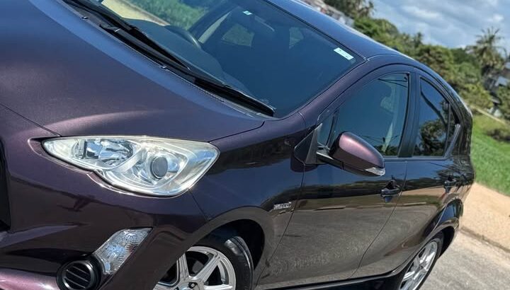 Toyota Aqua 2015 S Grade