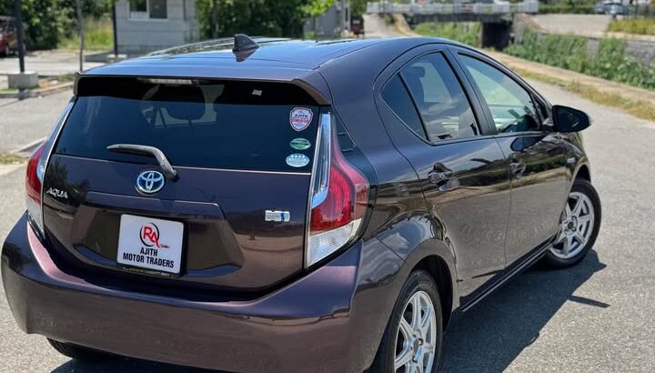 Toyota Aqua 2015 S Grade