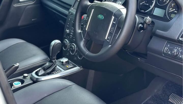 Land Rover Freelander 2 SD4 2011 – Luxury SUV