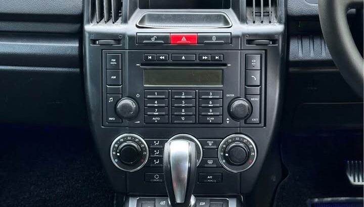 Land Rover Freelander 2 SD4 2011 – Luxury SUV