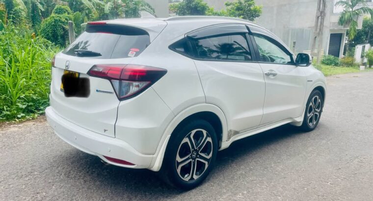 Honda vezel 2014
