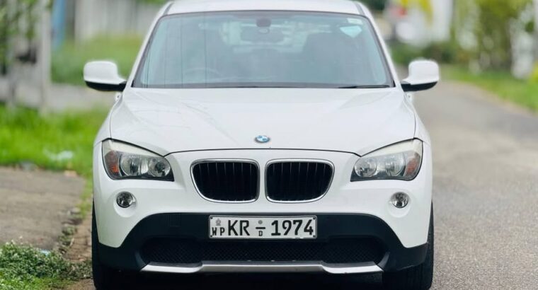 BMW X1 2011