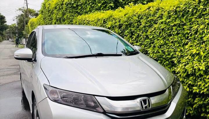 Honda Grace Ex Limited Edition 2016 Safety(Fully Loaded)