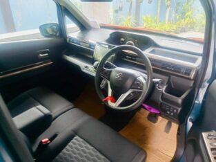 Wagon R Custom Z Hybrid 2024