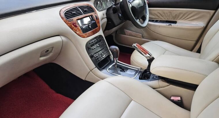 Peugeot 607