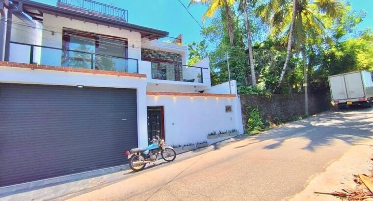 Super Luxury 59.5 Million 4 Bedroom Brand New 3 Storyed Luxury House For Sale In Malabe.