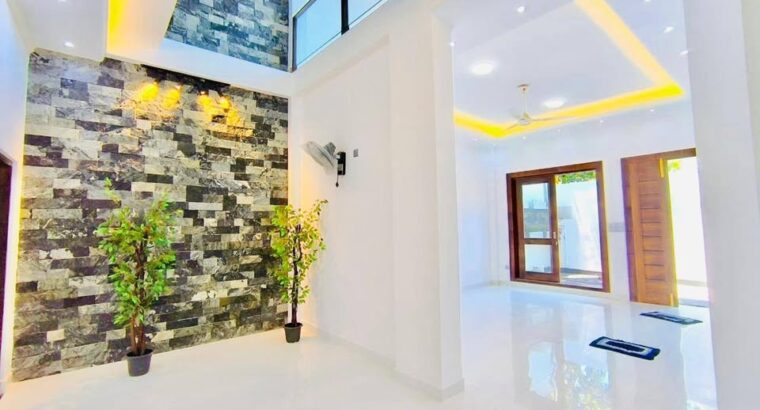 Super Luxury 59.5 Million 4 Bedroom Brand New 3 Storyed Luxury House For Sale In Malabe.