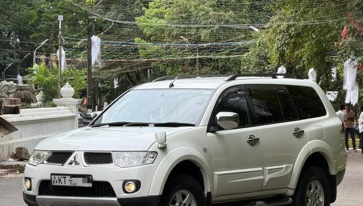 Mitsubishi Montero Sport 2012