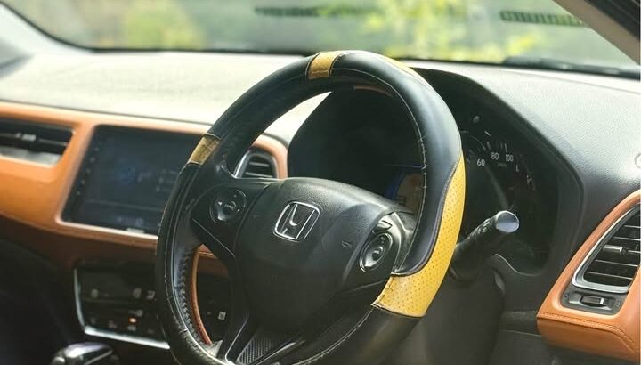 Honda Vezel Orange package