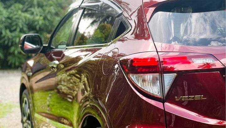 Honda Vezel Orange package