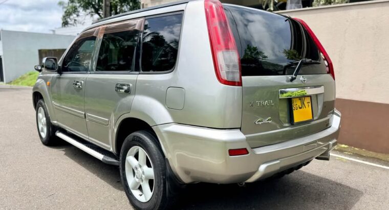 NISSAN X-TRAIL T30 4WD