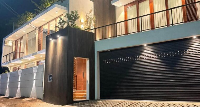 🏡 SUPER LUXURY ARCHITECT-DESIGNED 3-STOREY RESIDENCE FOR SALE – BORALESGAMUWA
