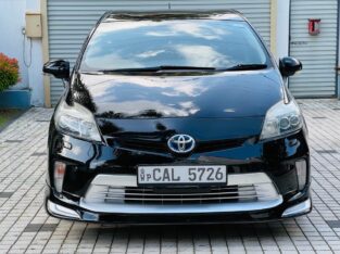 Toyota Prius My Codination 2014 Home use Car For Sale
