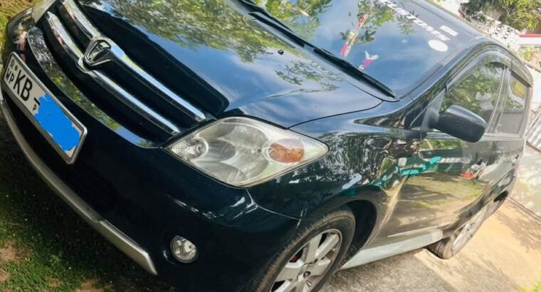 Toyota IST 2006