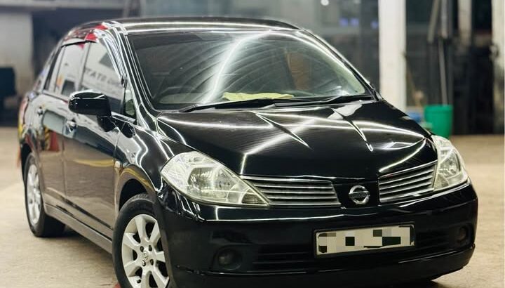 Nissan tiida Latio