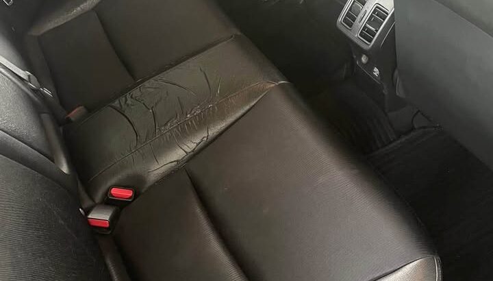 Honda Grace (Ex package)