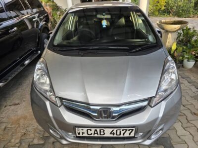 Honda FIT GP1 2013
