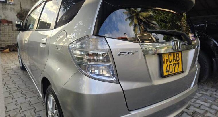 Honda FIT GP1 2013