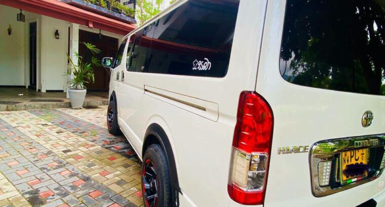 Toyota Hiace KDH 200