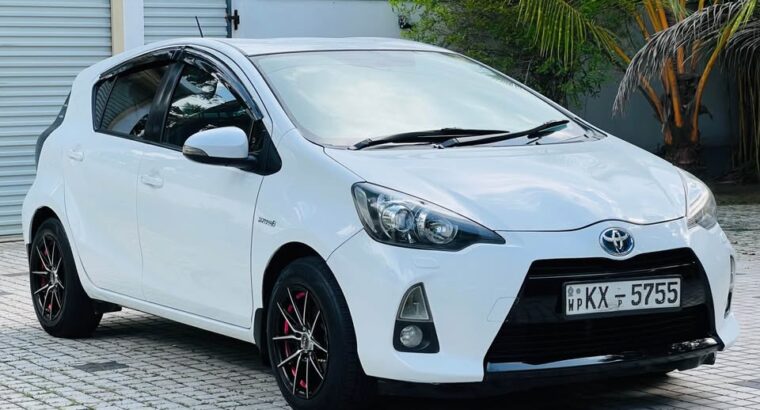 Toyota Aqua 2013 S Limited Home use Car For Sale