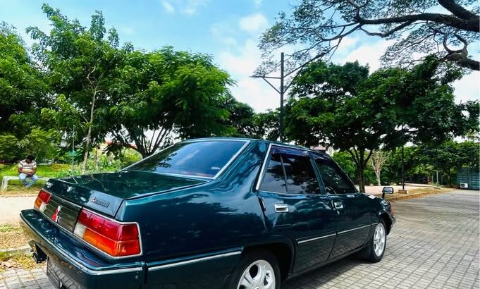 MITSUBISHI GALANT