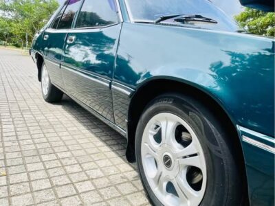 MITSUBISHI GALANT
