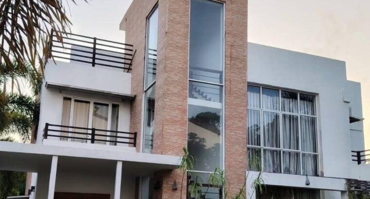 TWO-STORIED BOX-TYPE HOUSE FOR SALE – JA-ELA