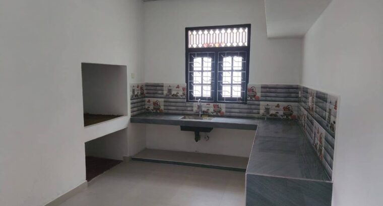 House for Sale on Kadawatha-Ganemulla Road