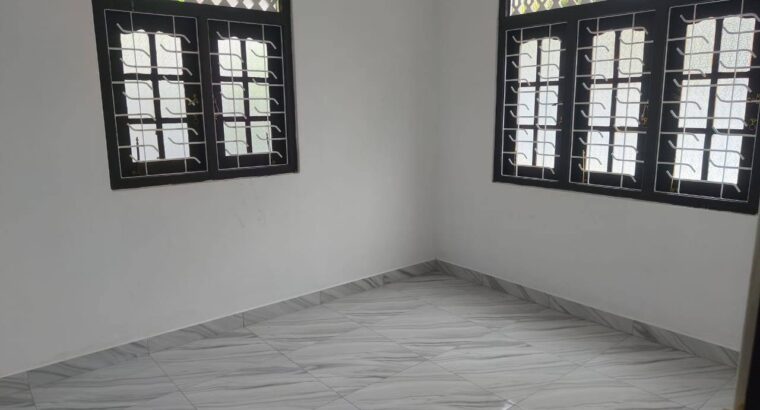 House for Sale on Kadawatha-Ganemulla Road