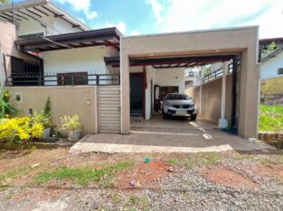 Good Condition Single Storied House For Sale in Athurugiriya