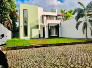 LUXURY 2-STOREY HOUSE FOR SALE – KATUWAPITIYA, NEGOMBO