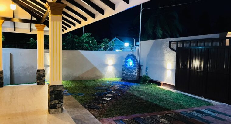 HOUSE FOR SALE – SEBASTIAN ROAD, KATUWAPITIYA, NEGOMBO