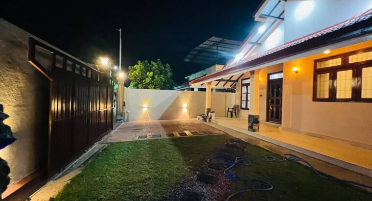 HOUSE FOR SALE – SEBASTIAN ROAD, KATUWAPITIYA, NEGOMBO