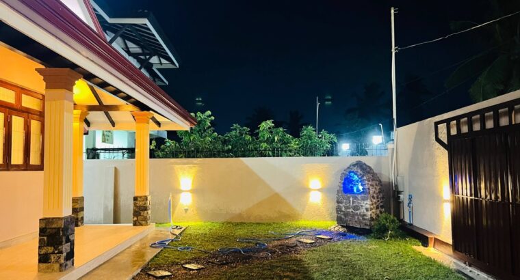 HOUSE FOR SALE – SEBASTIAN ROAD, KATUWAPITIYA, NEGOMBO